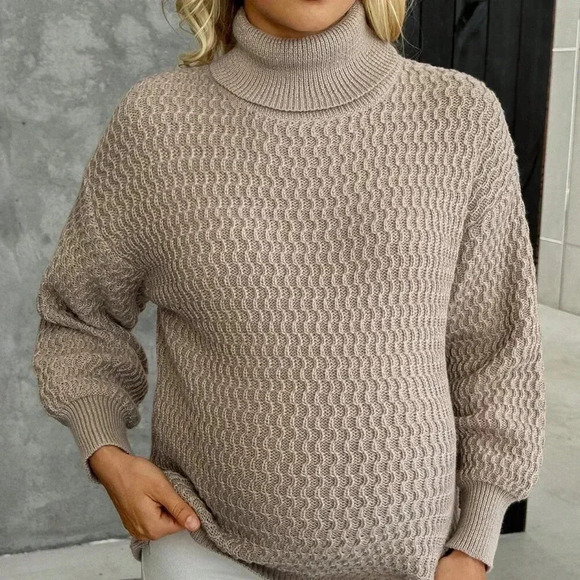 Khaki Casual Women's Retro Turtleneck Sweater with Patterned Design - Picture 4 of 4